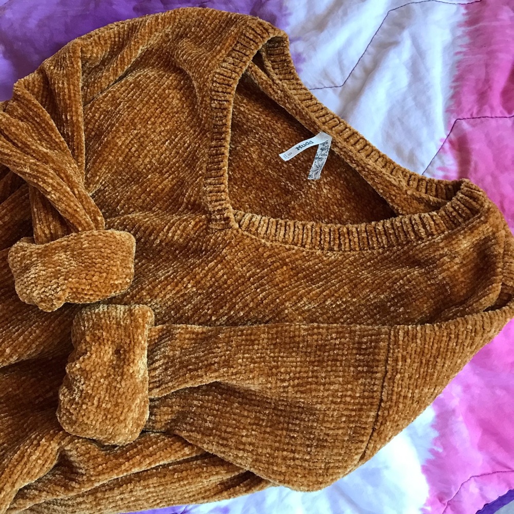 mustard sweater